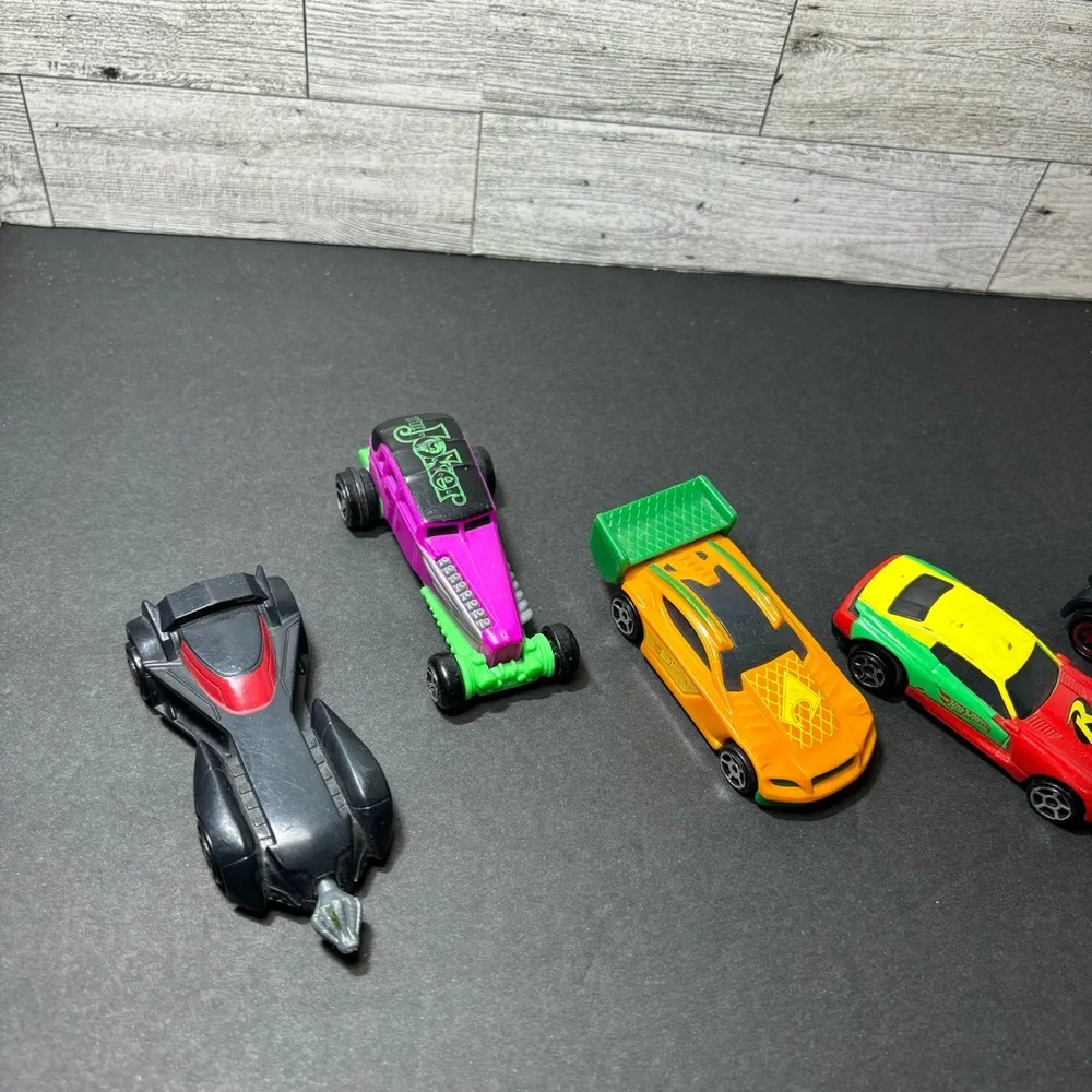 Vintage DC comics hot wheels car lot of‎ 5